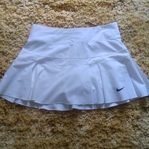nike skirt great condition